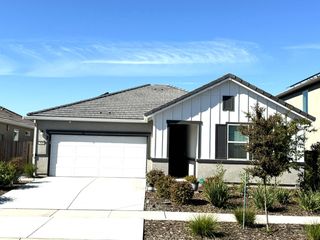 1626 Stepney Way, Plumas Lake, CA 95961