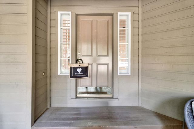 51 Covered Bridge Rd, Carmichael, CA 95608