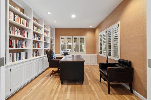 51 Covered Bridge Rd, Carmichael, CA 95608