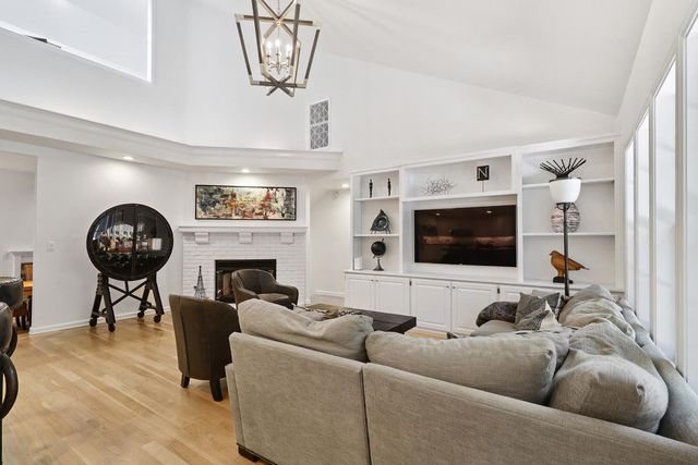 51 Covered Bridge Rd, Carmichael, CA 95608