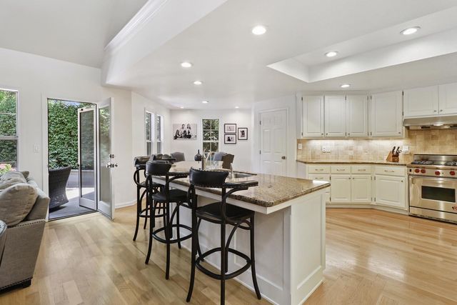 51 Covered Bridge Rd, Carmichael, CA 95608