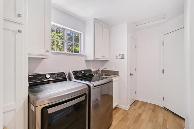 51 Covered Bridge Rd, Carmichael, CA 95608