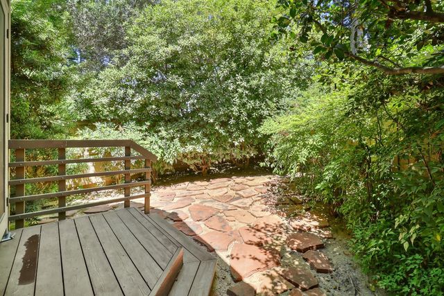 51 Covered Bridge Rd, Carmichael, CA 95608