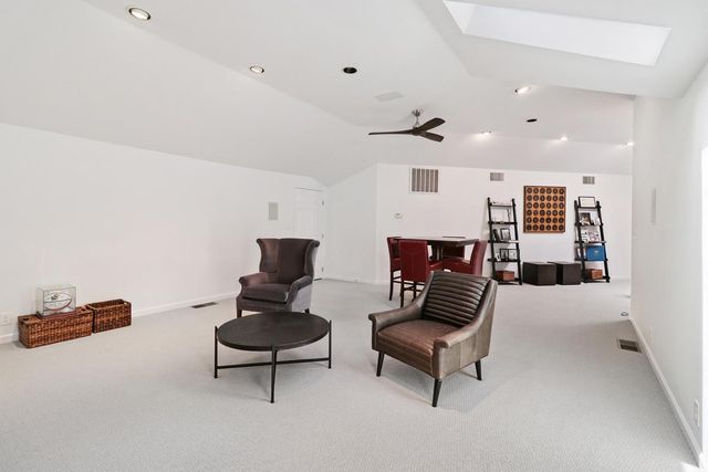 51 Covered Bridge Rd, Carmichael, CA 95608