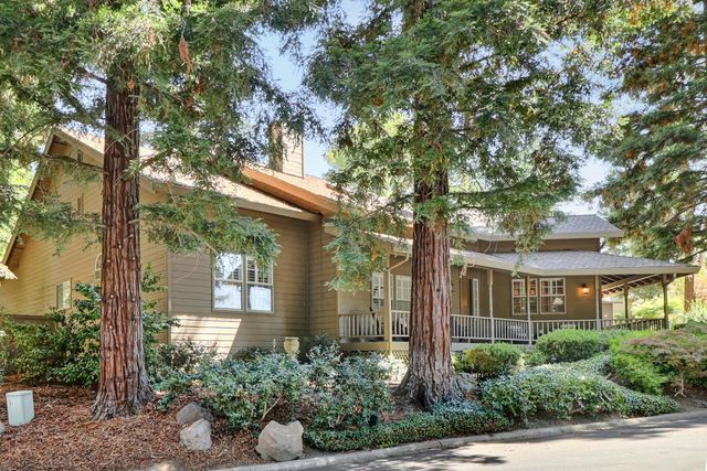 51 Covered Bridge Rd, Carmichael, CA 95608