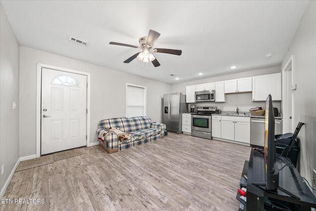 3710 Lantana Rd, Crossville, TN 38572