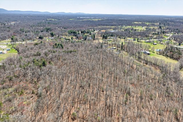 3710 Lantana Rd, Crossville, TN 38572