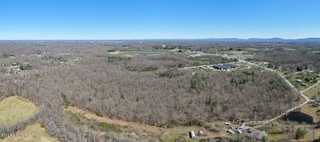 3710 Lantana Rd, Crossville, TN 38572