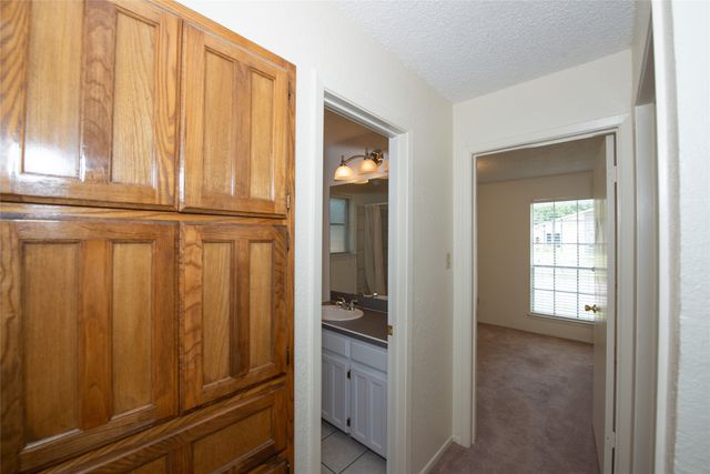 6412 Rebecca Lane, Watauga, TX 76148