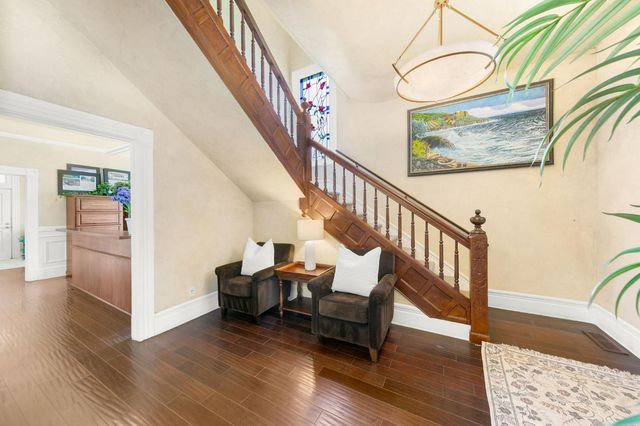 1129 D St, Sacramento, CA 95811