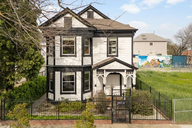 1129 D St, Sacramento, CA 95811