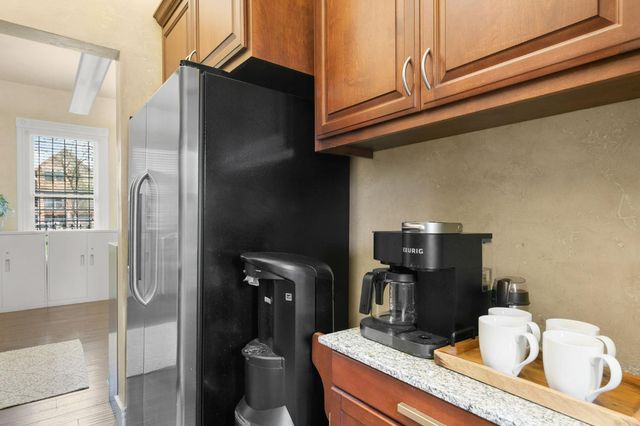 1129 D St, Sacramento, CA 95811