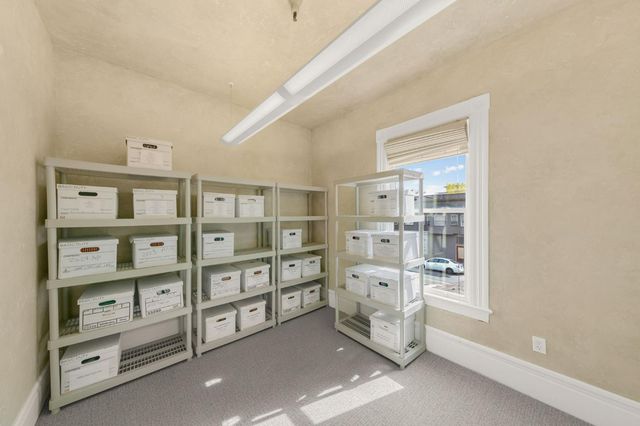 1129 D St, Sacramento, CA 95811