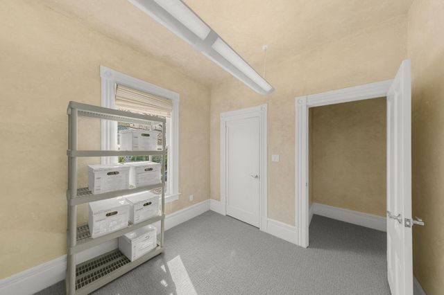 1129 D St, Sacramento, CA 95811