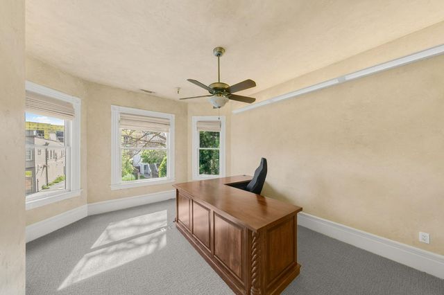 1129 D St, Sacramento, CA 95811