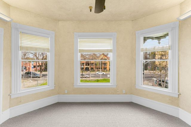 1129 D St, Sacramento, CA 95811