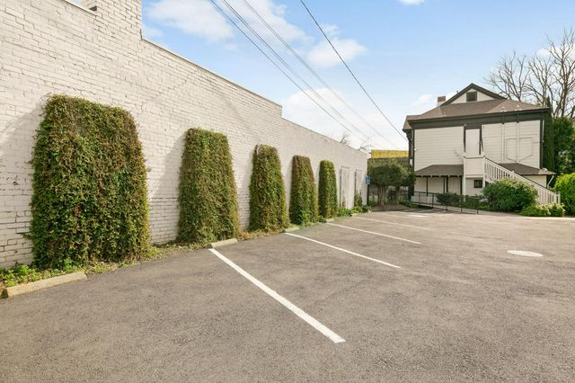 1129 D St, Sacramento, CA 95811