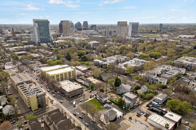 1129 D St, Sacramento, CA 95811
