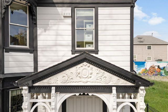 1129 D St, Sacramento, CA 95811