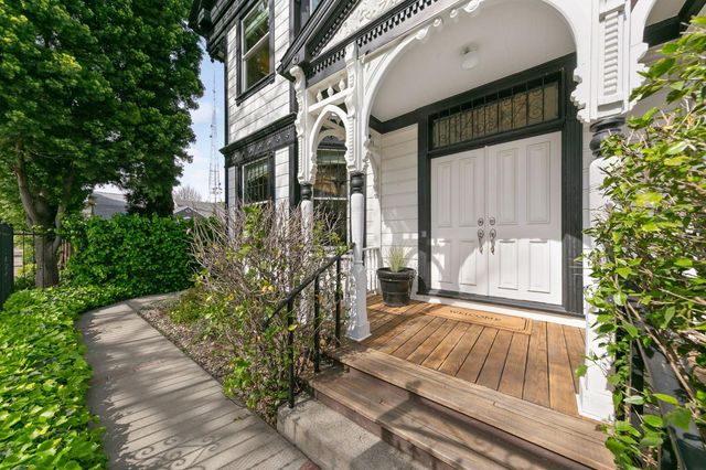 1129 D St, Sacramento, CA 95811