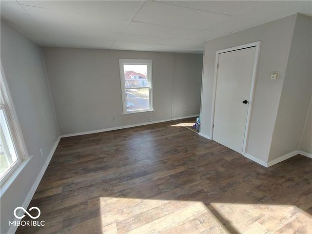 106-108 W Pennsylvania Street, Shelbyville, IN 46176