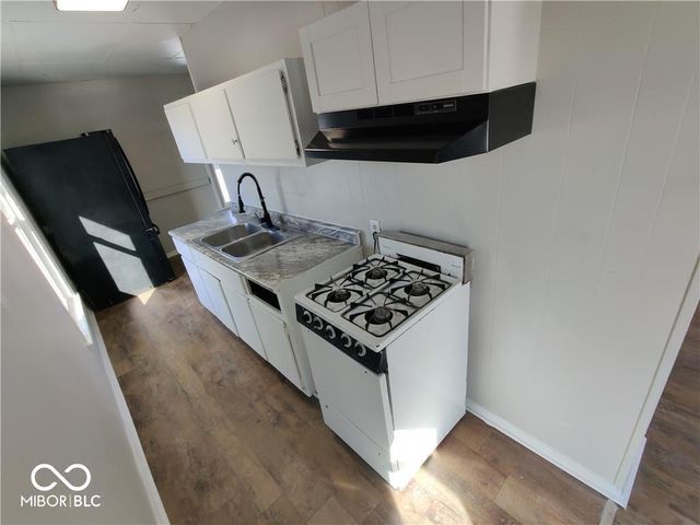 106-108 W Pennsylvania Street, Shelbyville, IN 46176