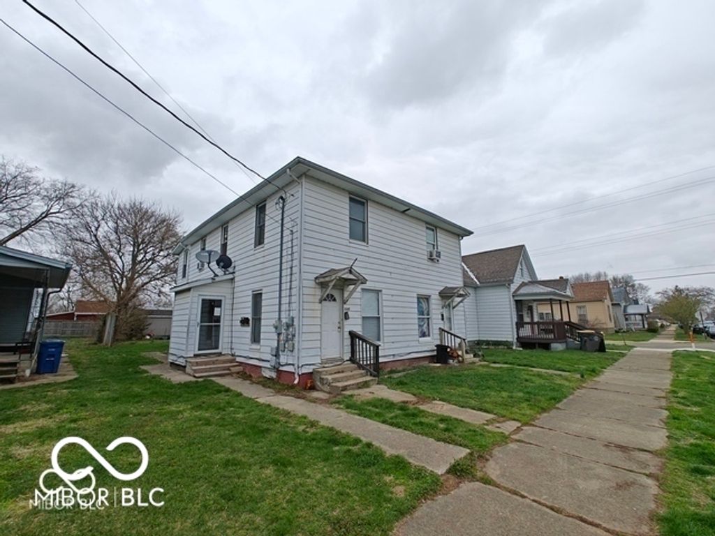106-108 W Pennsylvania Street, Shelbyville, IN 46176