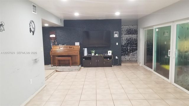 6729 Arbor Drive, Miramar, FL 33023