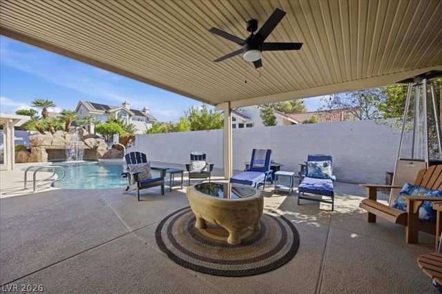 2924 Bridge Creek Street, Las Vegas, NV 89117