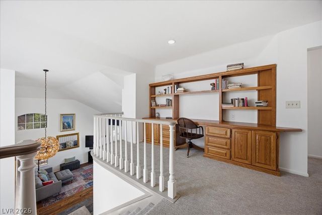 2924 Bridge Creek Street, Las Vegas, NV 89117