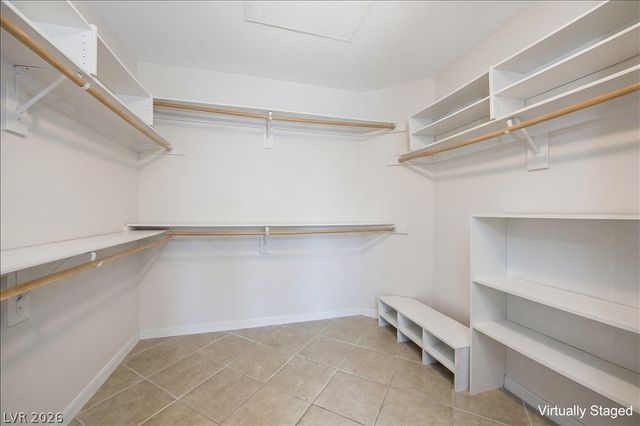 2924 Bridge Creek Street, Las Vegas, NV 89117