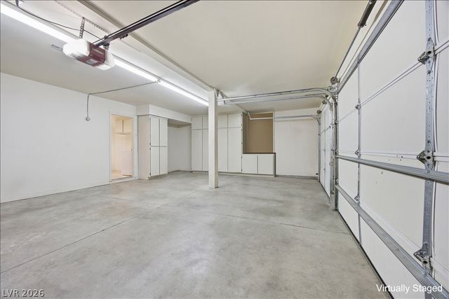 2924 Bridge Creek Street, Las Vegas, NV 89117