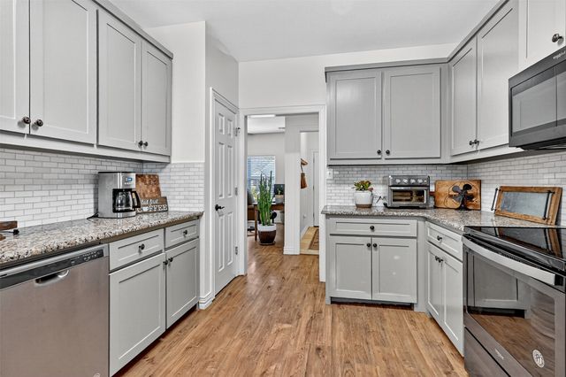 38 Lone Oak Boulevard, Pottsboro, TX 75076