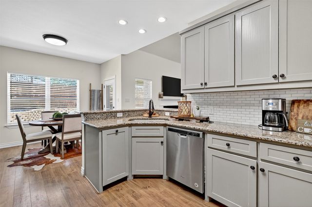 38 Lone Oak Boulevard, Pottsboro, TX 75076