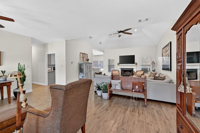 38 Lone Oak Boulevard, Pottsboro, TX 75076