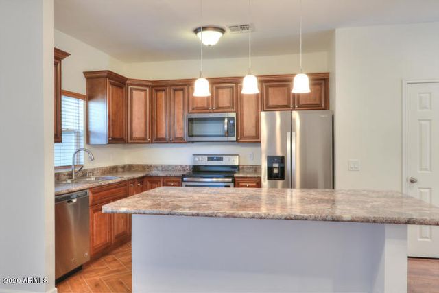 3324 W MCRAE Way 1, Phoenix, AZ 85027