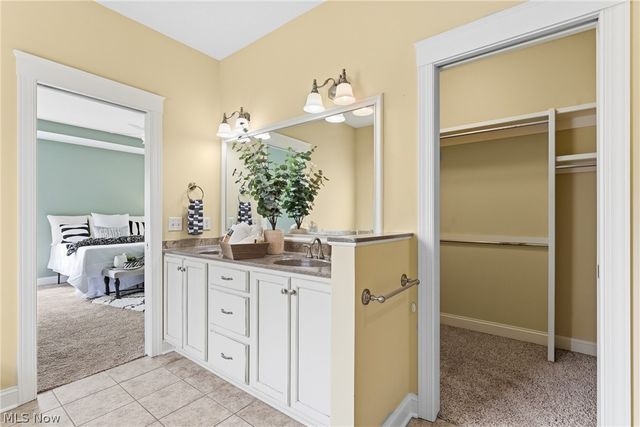 8888 Scotsbury Street NW, Massillon, OH 44646