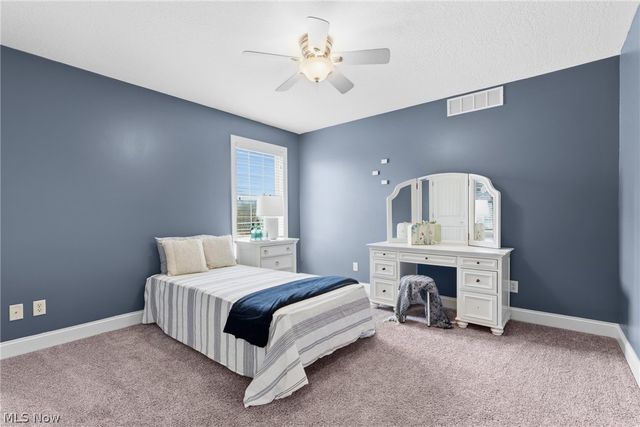 8888 Scotsbury Street NW, Massillon, OH 44646