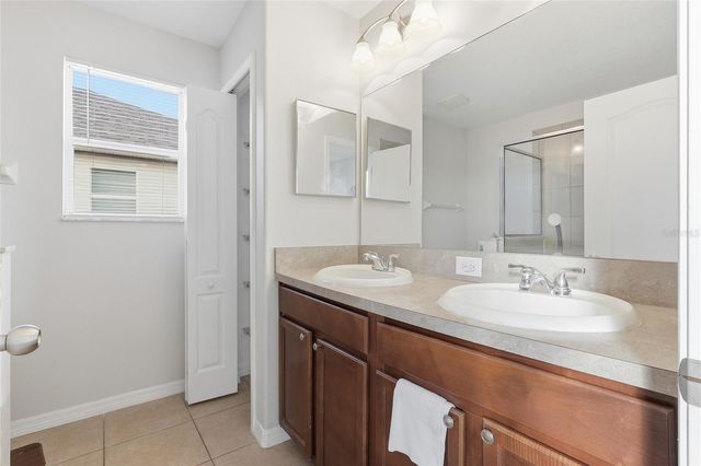 1035 SEMINOLE SKY DRIVE, Ruskin, FL 33570