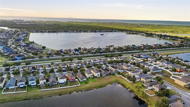 1035 SEMINOLE SKY DRIVE, Ruskin, FL 33570