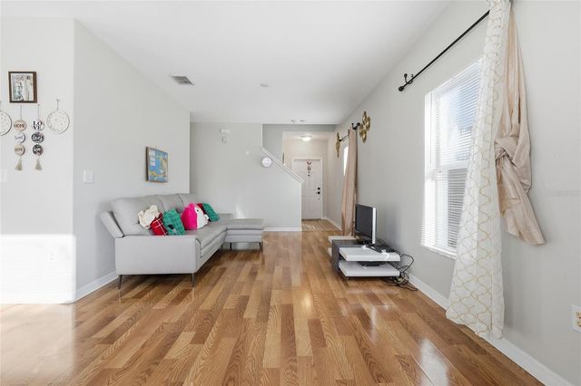 1035 SEMINOLE SKY DRIVE, Ruskin, FL 33570