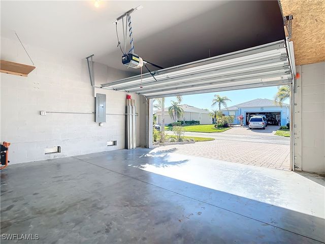24692 Rio Villa Lakes CIR, Punta Gorda, FL 33950