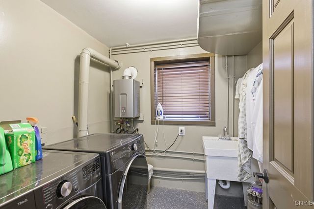 343-351 Upton Road, Sandy Creek, NY 13142