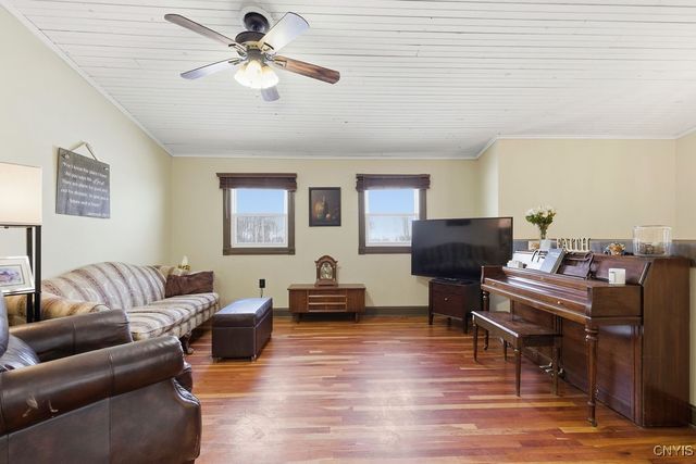 343-351 Upton Road, Sandy Creek, NY 13142