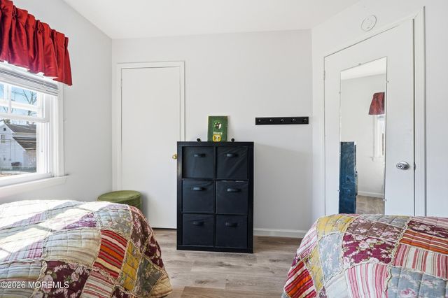 1016 Longboat Avenue, Beachwood, NJ 08722