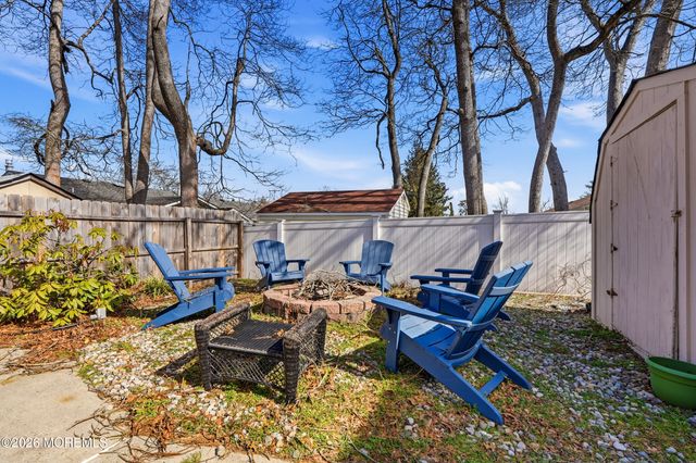 1016 Longboat Avenue, Beachwood, NJ 08722