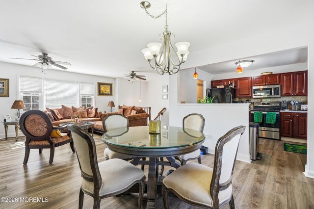 1016 Longboat Avenue, Beachwood, NJ 08722