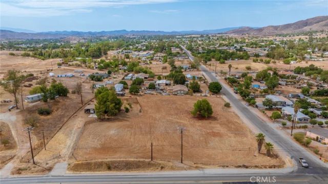 21639 Ellis, Perris, CA 92572