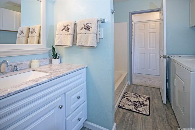 94-1155 Mopua Loop N8, Waipahu, HI 96797