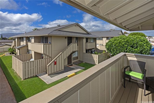 94-1155 Mopua Loop N8, Waipahu, HI 96797